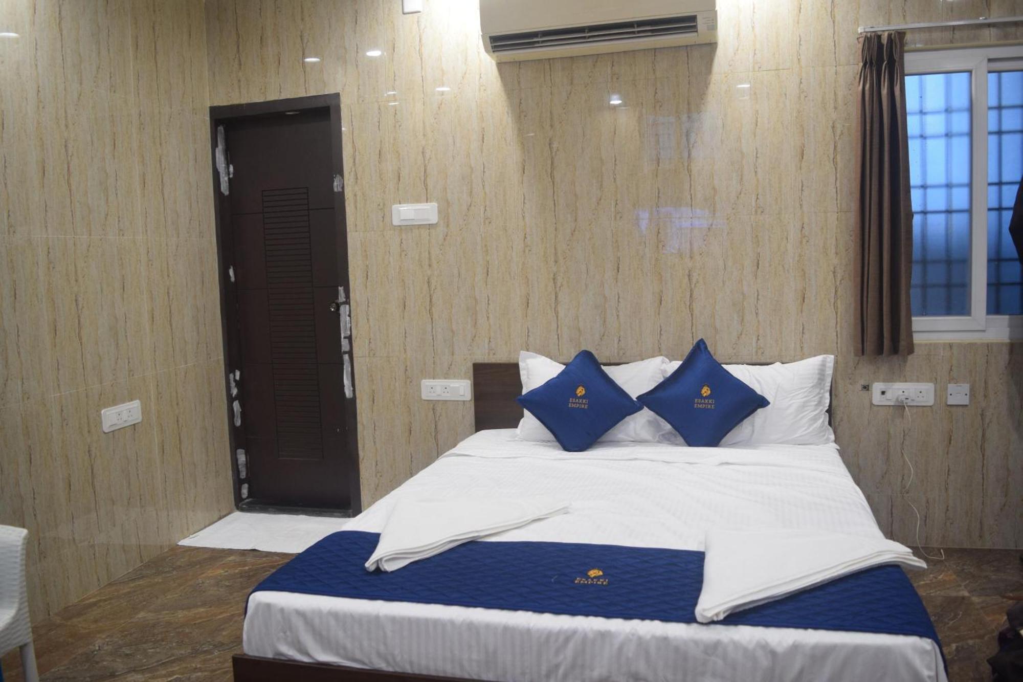 Esakki Empire Hotel Ченай Екстериор снимка